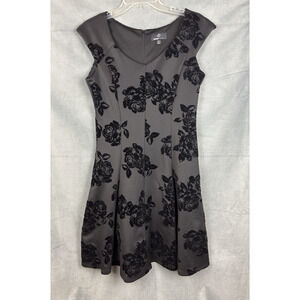 Ronni Nicole Velvet Floral Textured Short Dress Size 8 Black Goth Whimsigoth